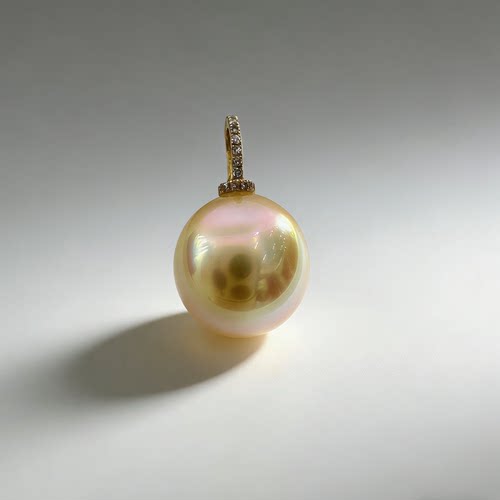 【J PRINCESS】独特琉璃彩光天然海水南洋金珠吊坠无瑕18K金