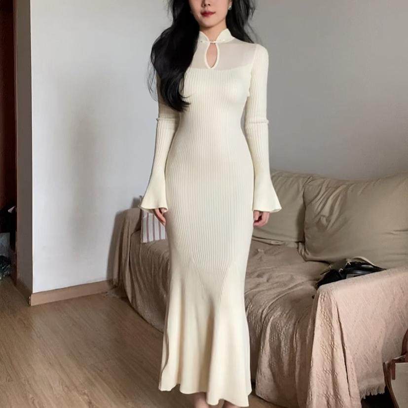 新中式国风改良旗袍年轻款高端气质名媛收腰长裙针织连衣裙女秋季