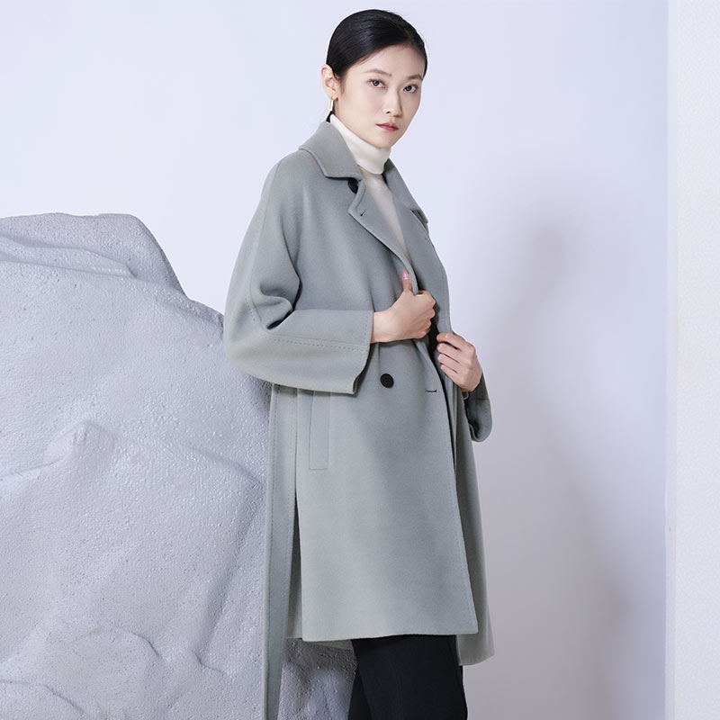 white collar灰绿羊毛真丝羊绒方领双排扣插兜中大衣YMYQ0FA920