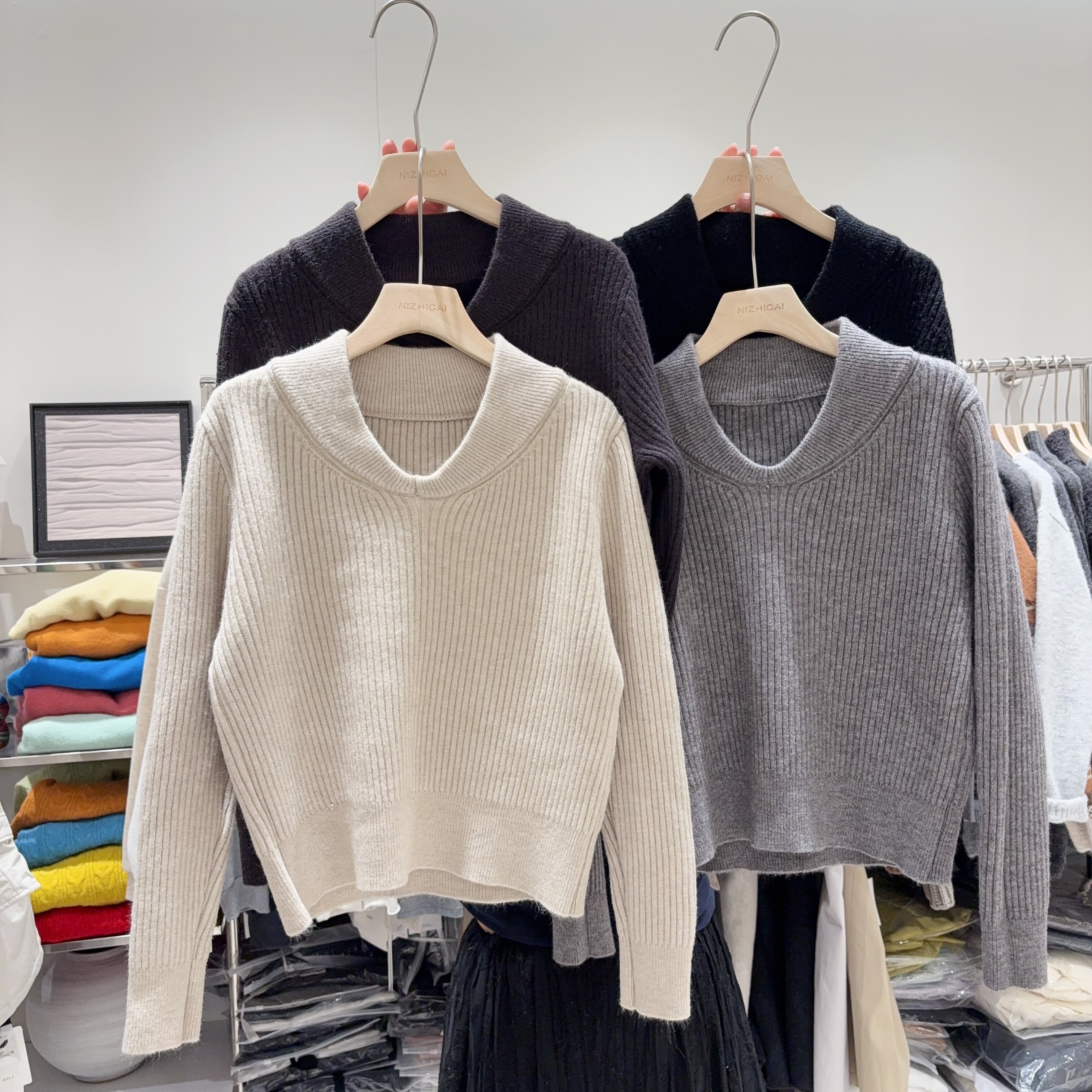 ins潮款娃娃领毛衣女秋冬季好看短款外穿针织衫小个子上衣减龄女