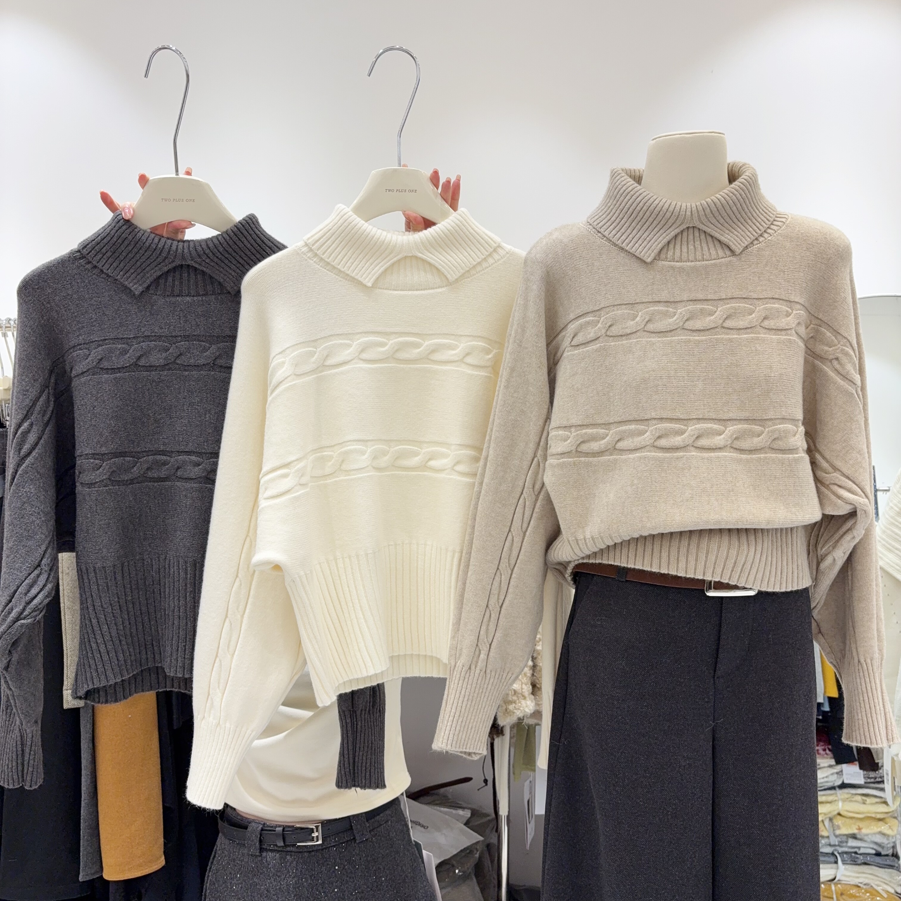 韩系气质翻领麻花针织衫女毛衣慵懒风显瘦百搭上衣柔软舒适保暖