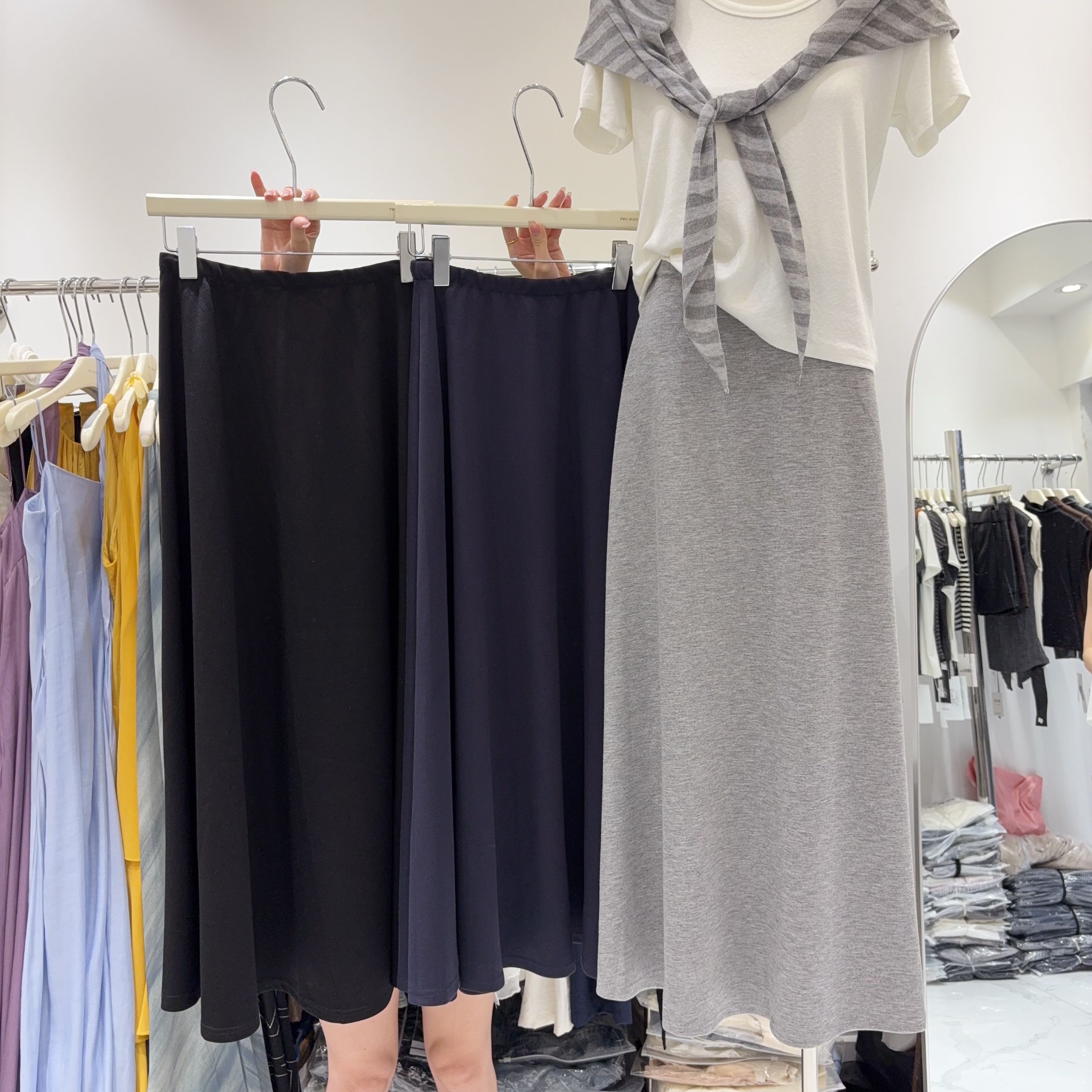 极简瘦瘦裙！垂感百搭松紧腰半身裙女A字裙舒适休闲长裙软糯裙子