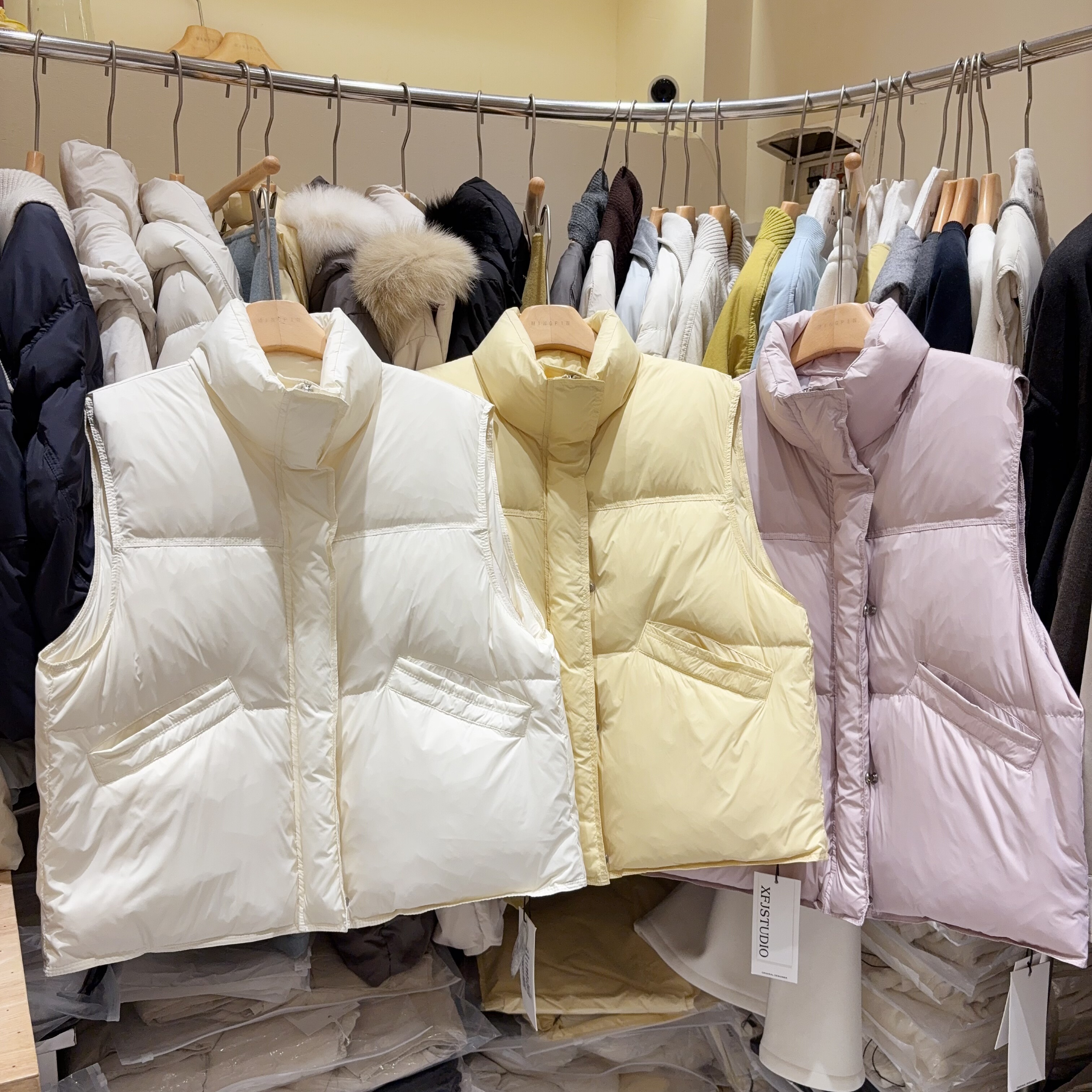 羽绒立领马甲女外套新国标小个子百搭白鸭绒马夹上衣坎肩背心保暖