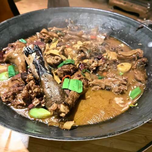 荆州沙市 土麻鸭火锅 低调的土鸭子火锅 现做火锅加热即食
