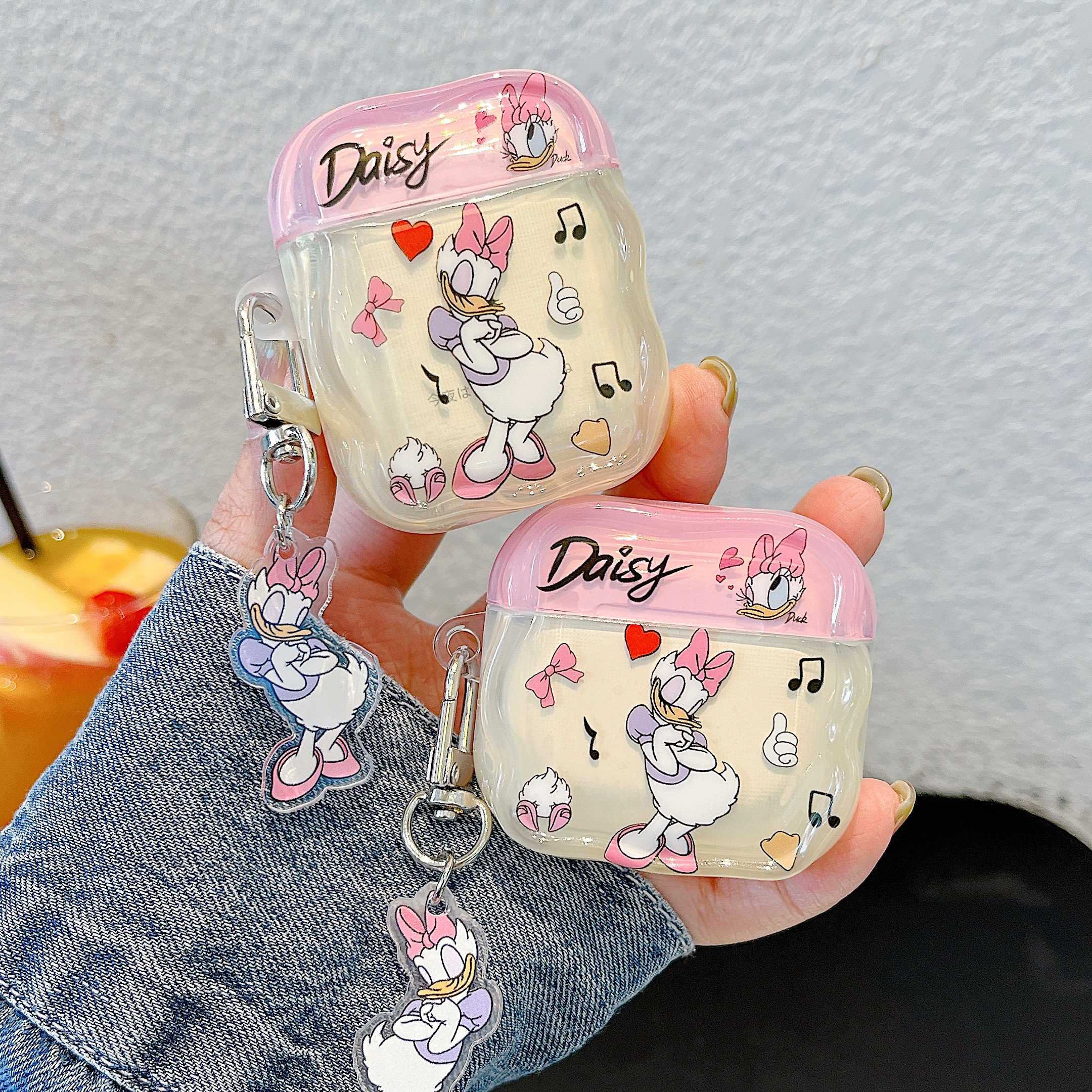 适用AirPods1/2卡通黛西苹果二代无线充电仓保护套IMD无线蓝牙airpod4软壳AirpodsPro/2代耳机套airpods3挂件