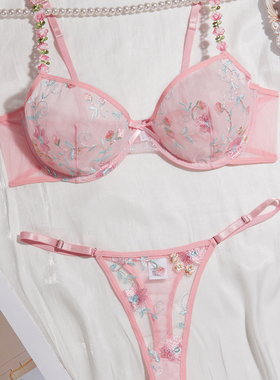 Super Large Sexy Lace Embroidered Bra Set Pink性感粉色纯欲
