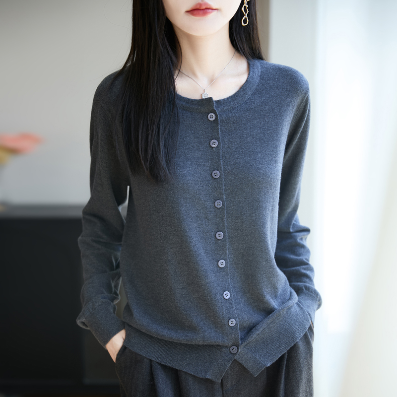 通勤极简圆领薄款显瘦针织开衫