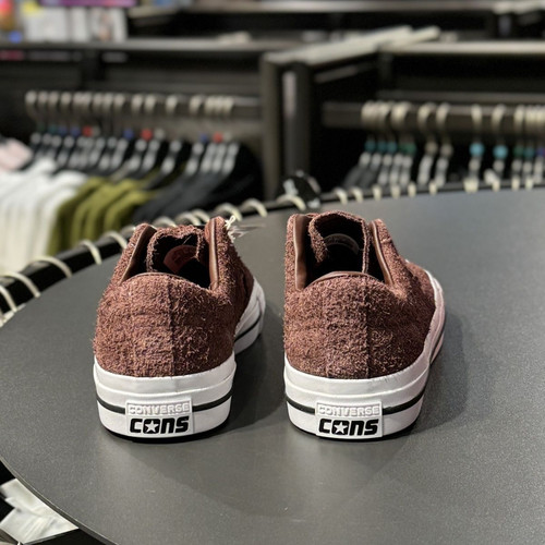 匡威Converse One Star低帮翻毛皮红棕色休闲运动滑板鞋A05323C