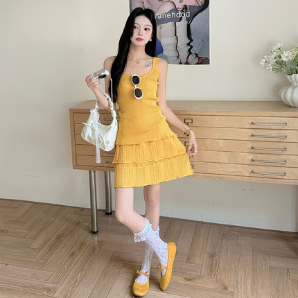 韩系温柔风针织吊带背心上衣半身短裙套装修身辣妹夏裙子