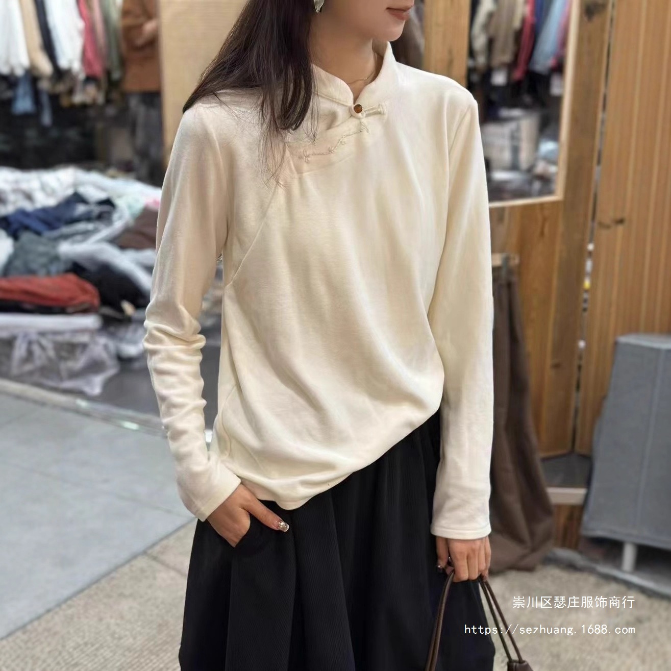 新中式女装冬季新款德绒打底衫女可外穿斜襟刺绣保暖内搭国风上衣