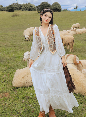 白色连衣裙女云南新疆草原旅游穿搭长裙子沙漠拍照海边度假沙滩裙