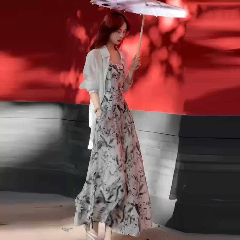 连衣裙女2024夏季新款时髦洋气薄款防晒衬衫水墨印花吊带裙两件套