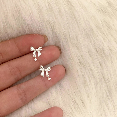 甜美独特蝴蝶结星星耳钉