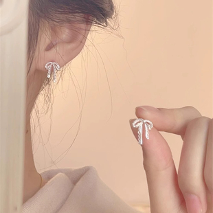 925银针银色蝴蝶结丝带耳钉芭蕾风精致气质高级感小众耳环女新款
