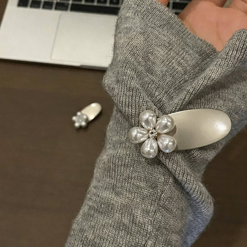 韩系小众银色珍珠花朵发夹图片
