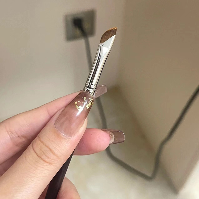 斜头眼线刷超薄精细斜角