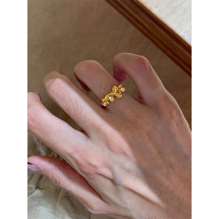 新中式黄金色小桂花戒指小众设计复古风指环手饰精致高级感食指戒