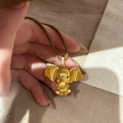 「福运小象」鎏金色立体萌象吊坠项链编织绳小众招财百搭转运颈饰