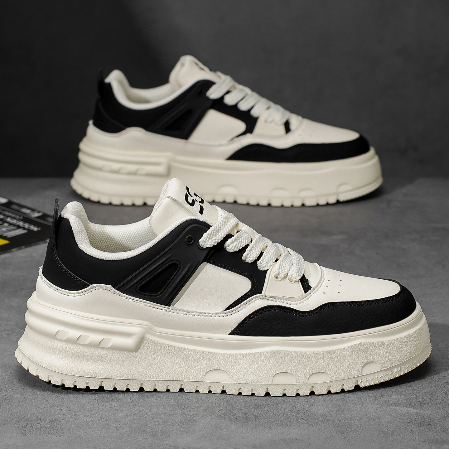 秋季男鞋轻便透气黑白熊猫板鞋男款厚底增高百搭运动休闲小白鞋子