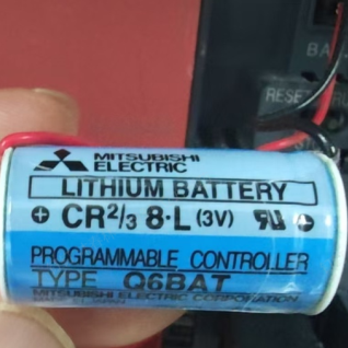 现货 三菱锂电池 CR2/3 8.L 适合Q系列CPU Q6BAT/3V 带插头