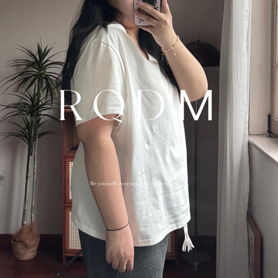 百搭显瘦纯色V领正肩短袖T恤女