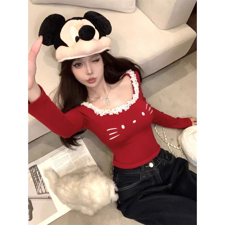 红色花边拼接u领长袖T恤女秋季