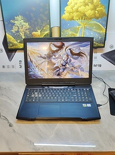 二手机械革命7代i7四核游戏本GTX1050Ti 4G独显王者荣耀 英雄联盟