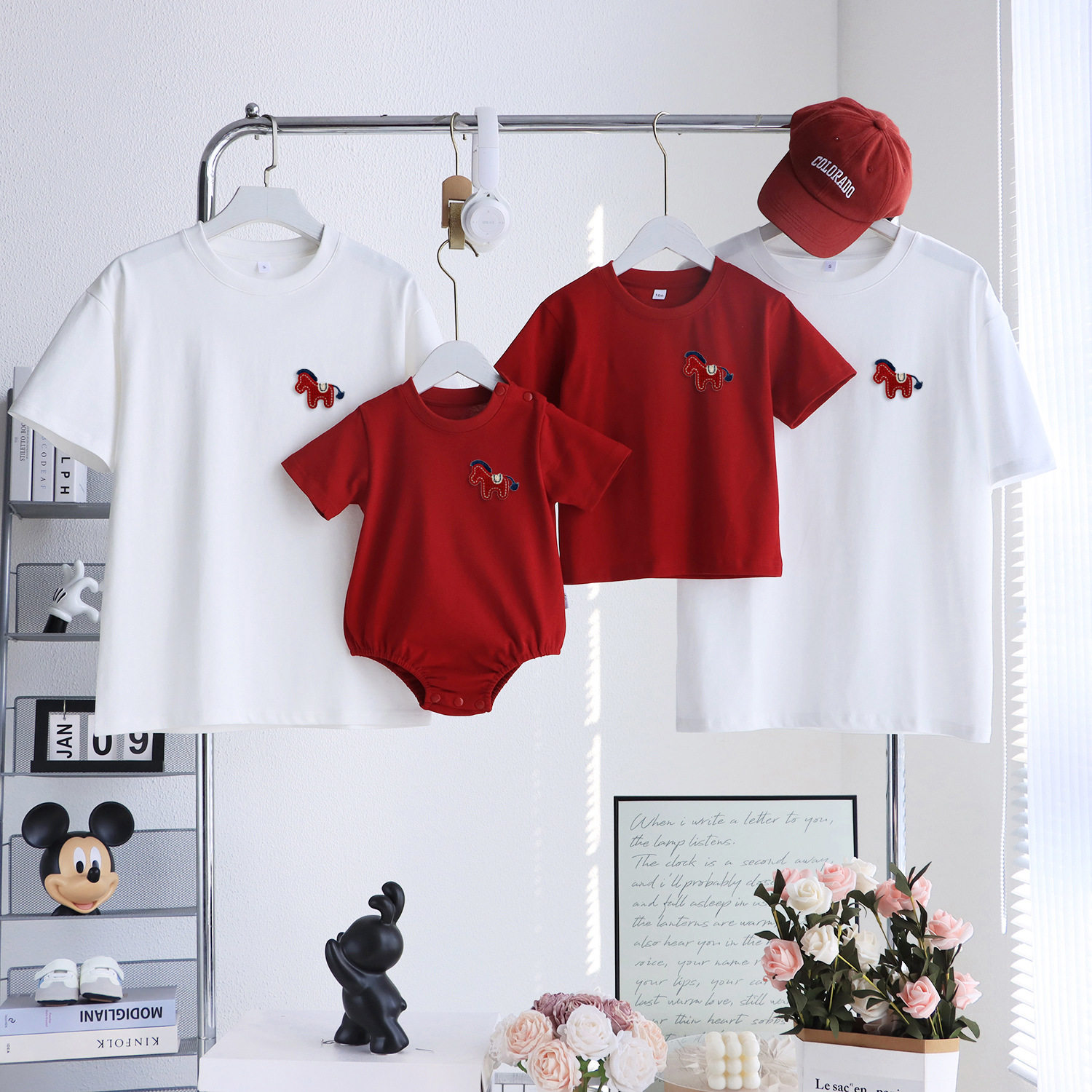 刺绣小马本命年亲子装一家三四口短袖t恤高端母子母女婴儿连体衣,童装/婴儿装/亲子装,亲子装/亲子时装,淘宝优惠券,粉丝福利购,淘宝优惠卷