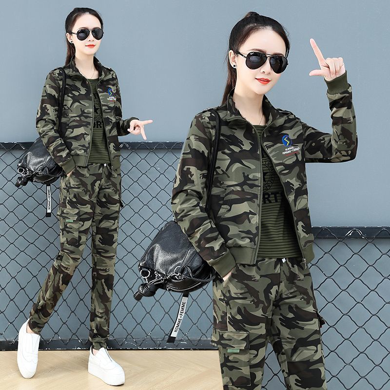 迷彩服套装女春秋季2025新款时尚洋气宽松大码户外休闲运动三件套