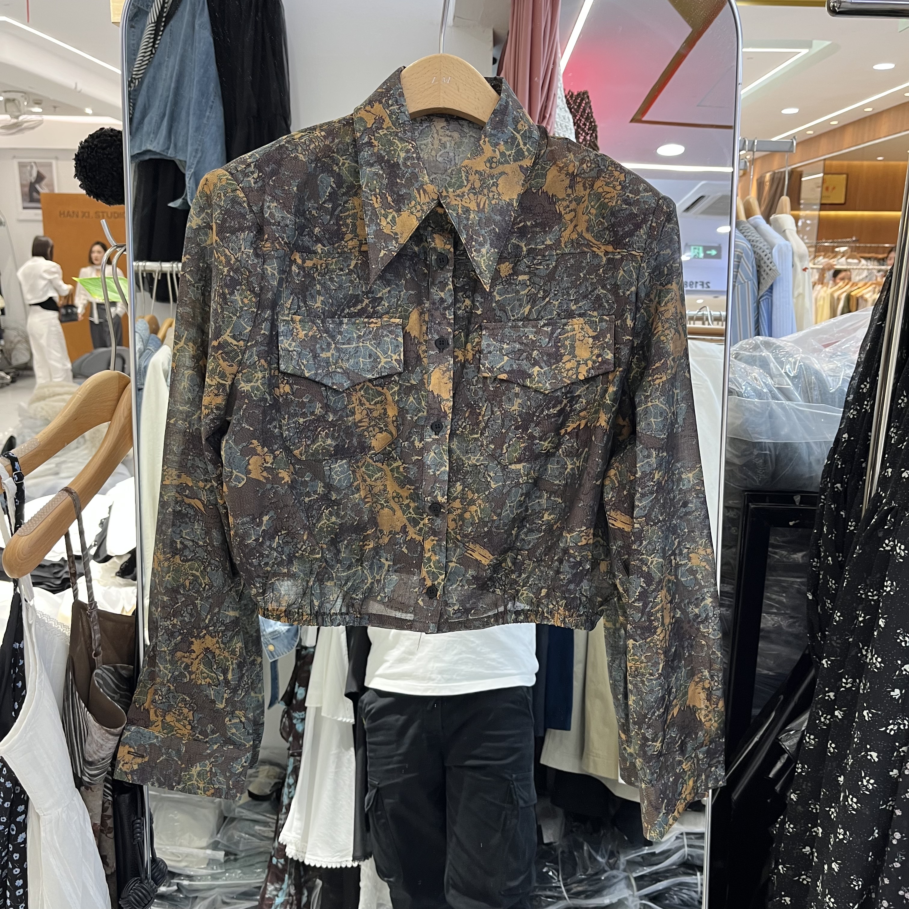 欧洲站2026春季新款女士翻领复古印花韩版天丝棉衬衫欧货时尚上衣