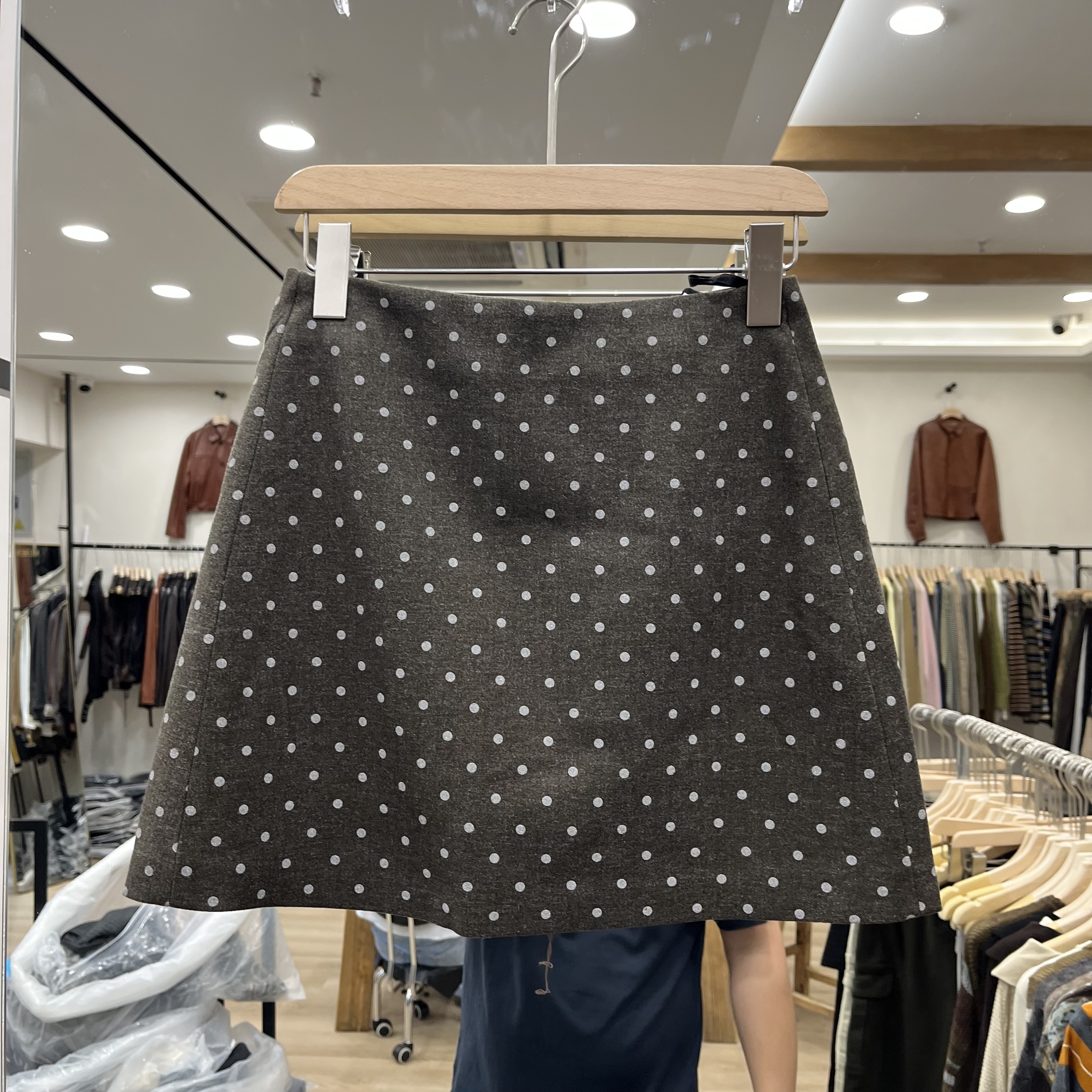 实体店同款2026早秋新款女士高腰波点印花半身裙欧货时尚包臀短裙