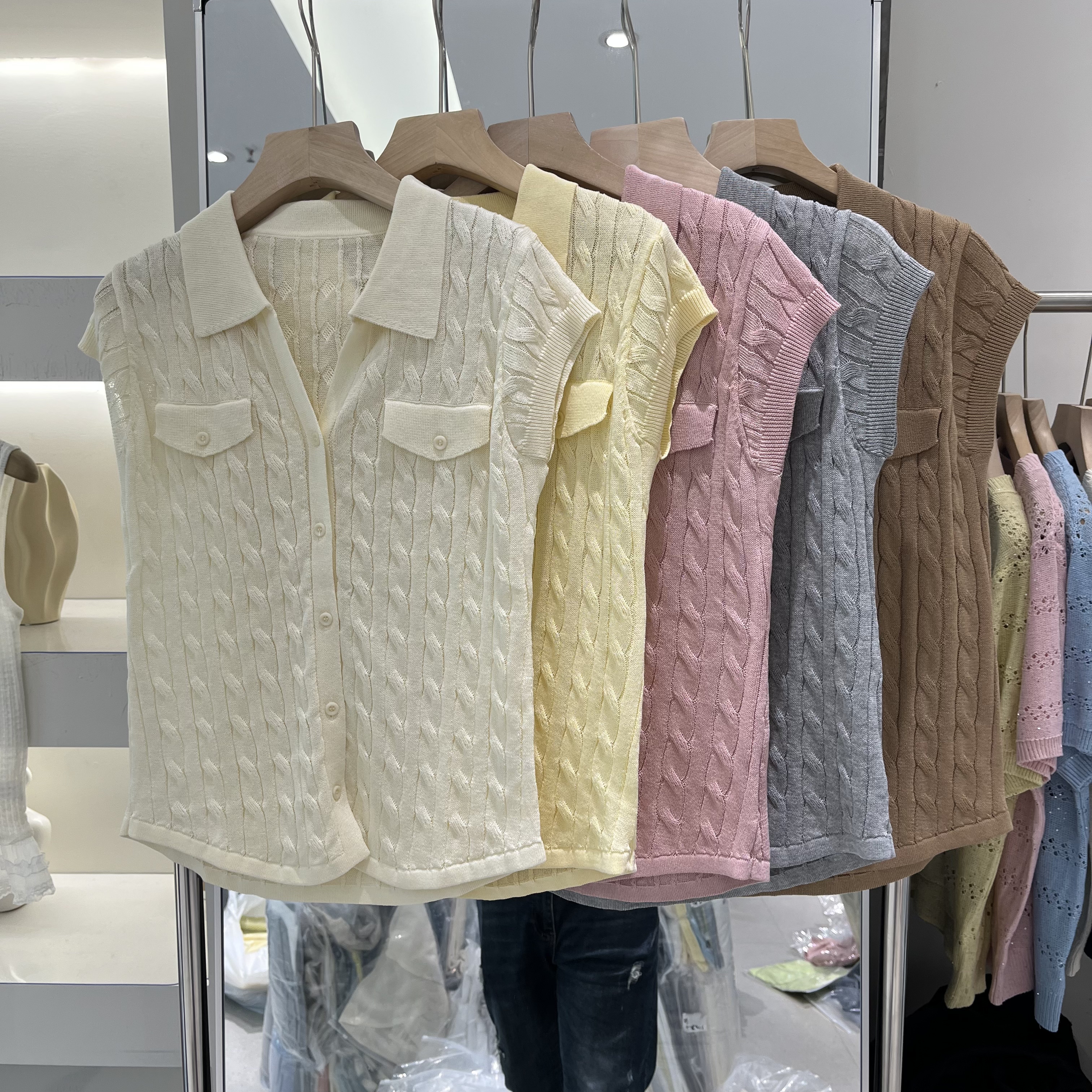 欧洲站2026春夏新款女士翻领麻花纹天丝亚麻无袖欧货时尚百搭针织