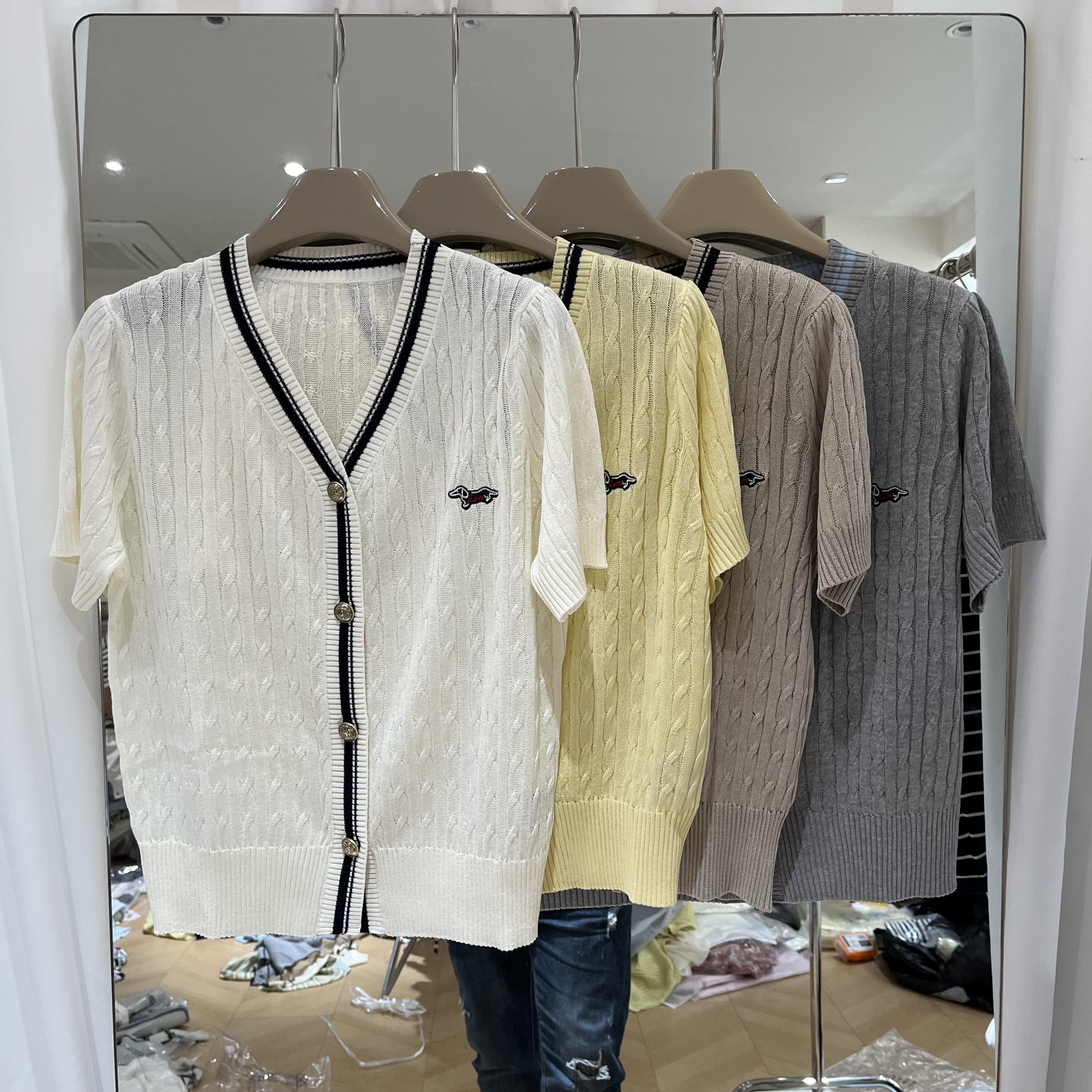 欧洲站2026春夏新款女士V领刺绣麻花纹拼色天丝亚麻短袖欧货针织