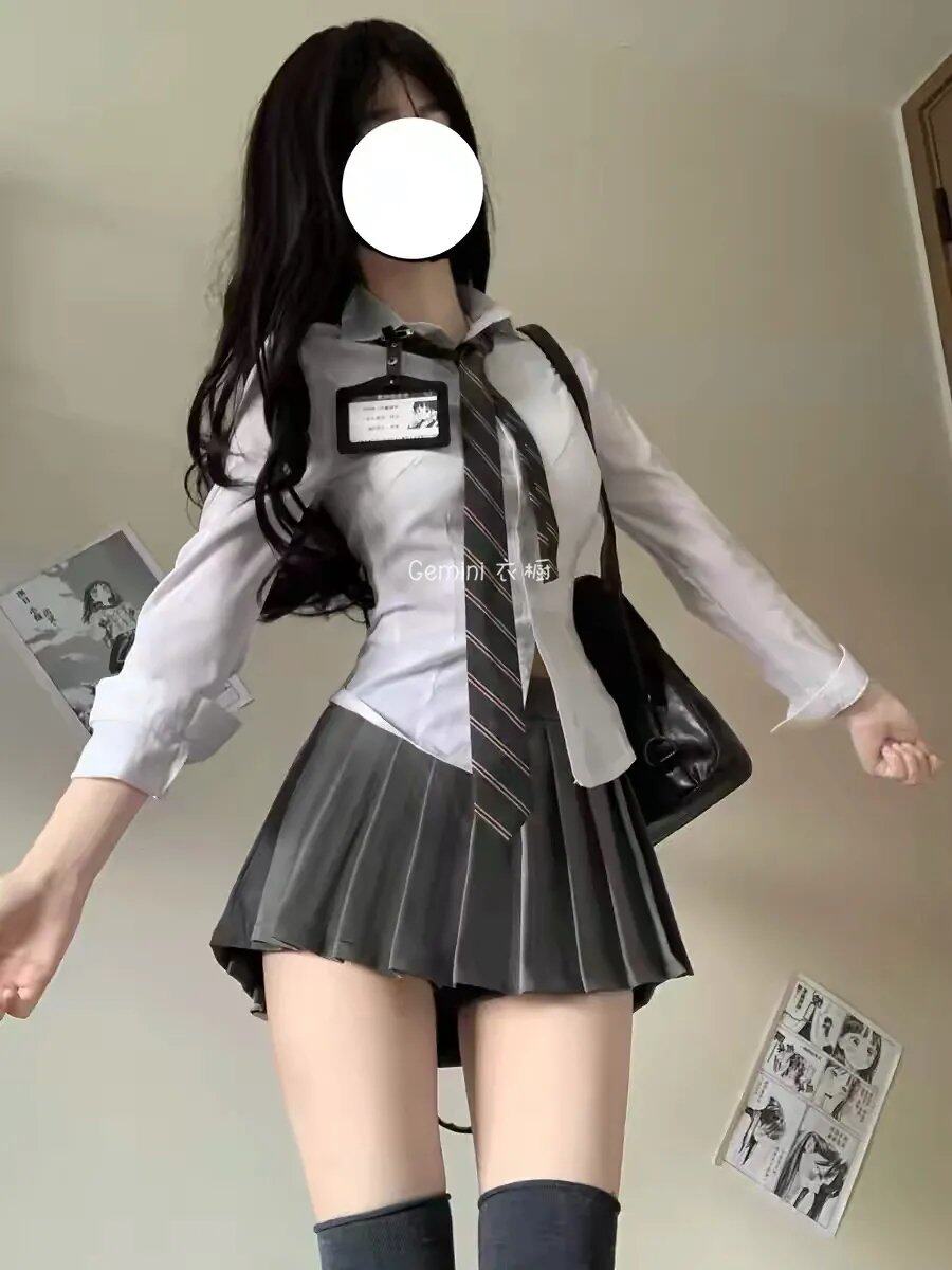 2024新款收腰衬衫修身短袖白衬衣纯色百褶裙短裙女辣妹纯欲风穿搭