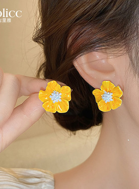 黄色花朵珍珠耳钉女高级感轻奢气质耳环适合夏天戴的耳饰独特漂亮