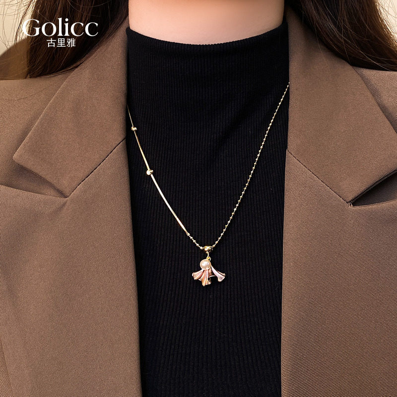 金色珍珠贝壳吊坠串珠项链高级感