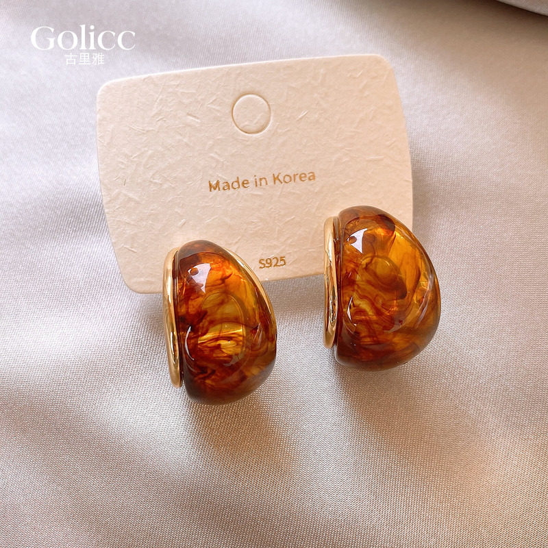 美拉德金色琥珀流光耳圈耳环