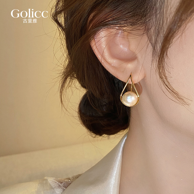 金色珍珠耳钉轻奢高级感气质大气