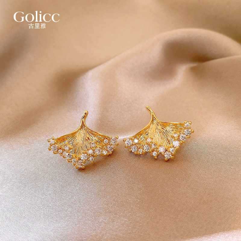 金色银杏叶微镶耳钉女小众设计感耳饰独特漂亮耳环2025年新款爆款,饰品/流行首饰/时尚饰品新,耳环,淘宝优惠券,粉丝福利购,淘宝优惠卷