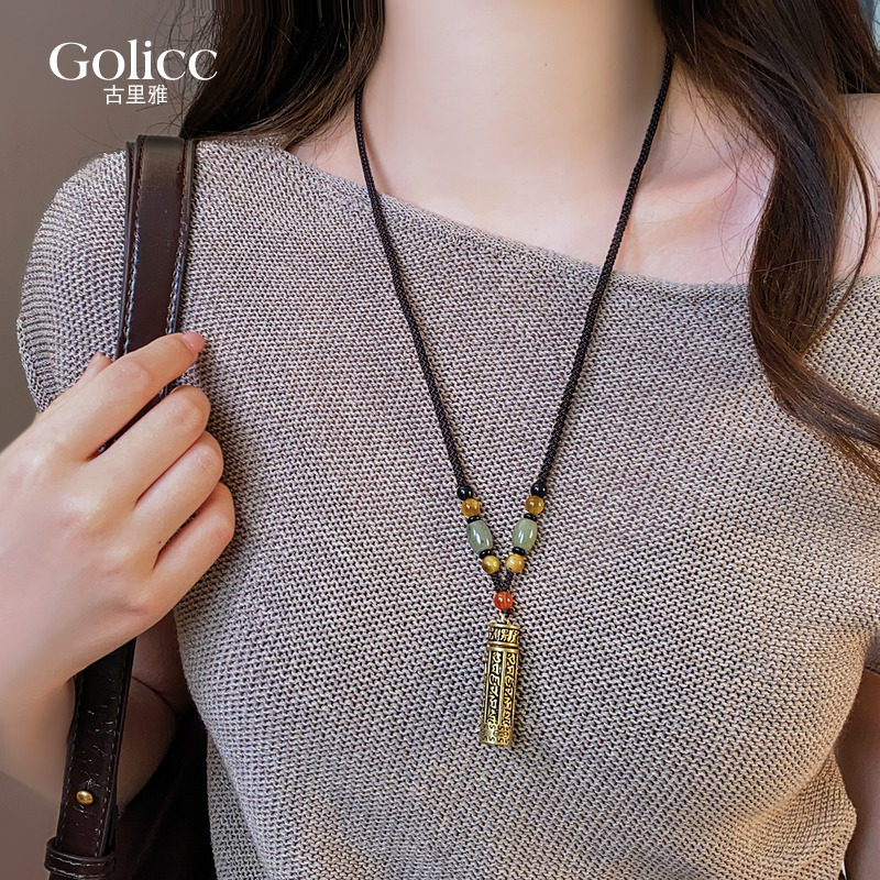 黑色串珠几何圆柱吊坠皮绳项链