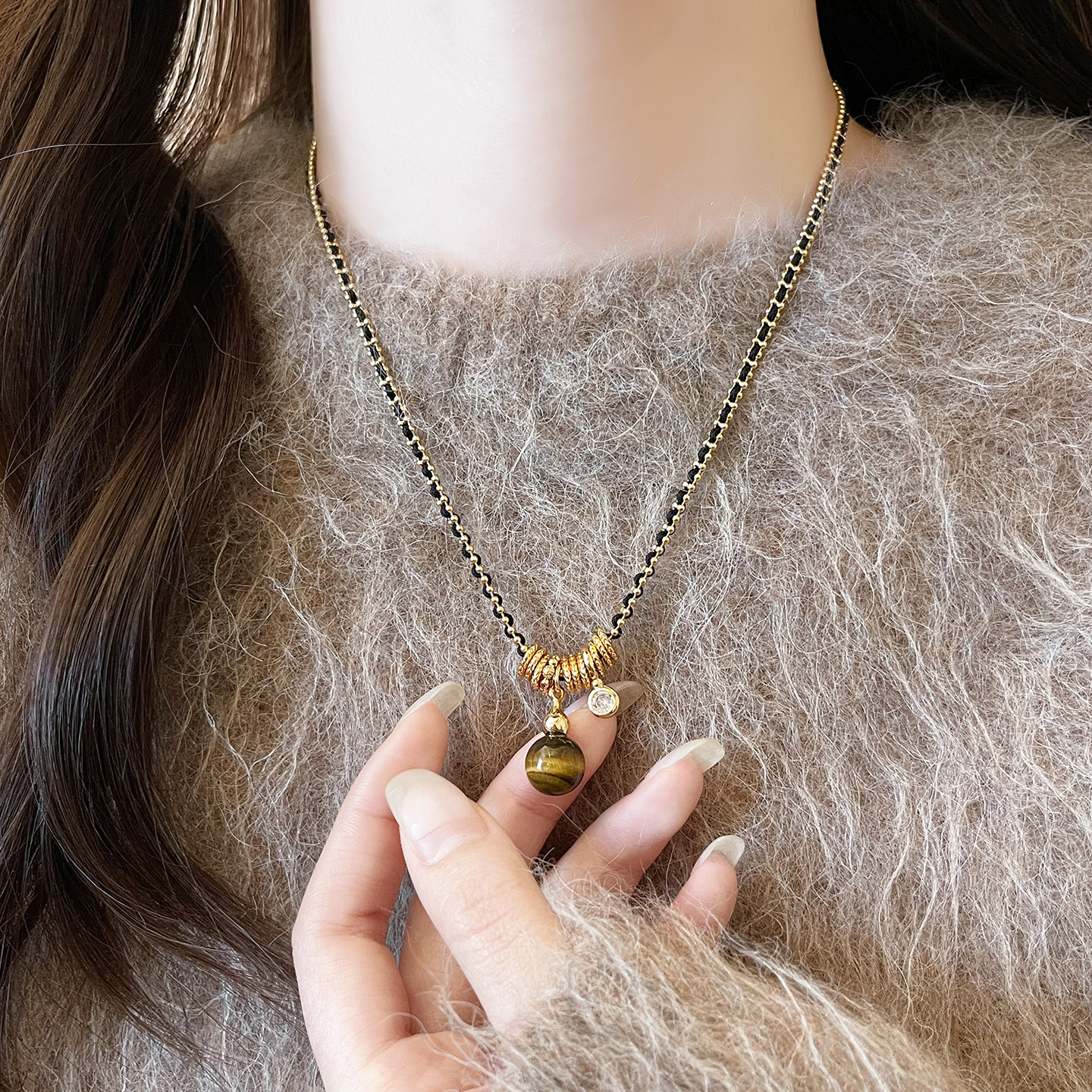 金色虎眼石串珠编织绳葫芦项链