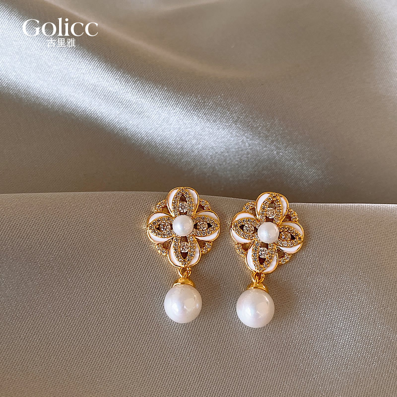 法式复古金色微镶四叶草珍珠耳环