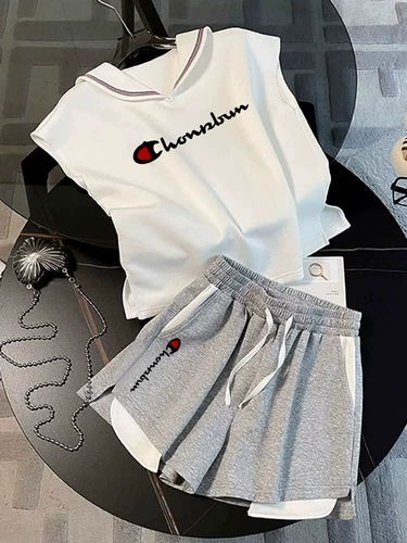 Летний комплект, футболка для отдыха, дизайнерские шорты, популярно в интернете, короткий рукав, тренд сезона