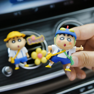 蜡笔小新汽车出风口装饰2026新款车载空调香薰卡通可爱车内饰品
