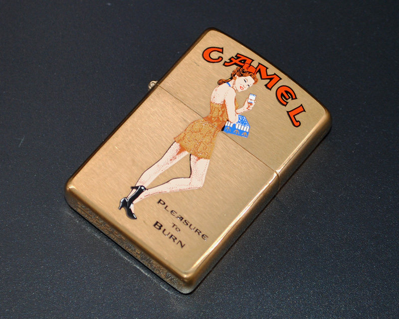 原装正品Zippo芝宝打火机-精品收藏-2000年纯铜骆驼快乐燃烧女郎1