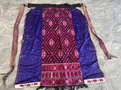特色手工艺品老绣片苗族衣服纯手工刺绣背带织锦土布老围腰A236