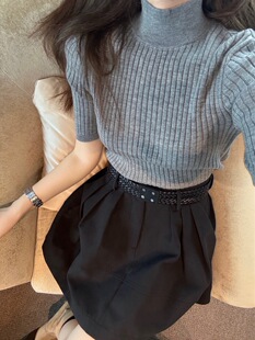 欧洲站2025早秋新款 上衣女 气质小高领修身 坑条高弹软糯轻肤针织衫