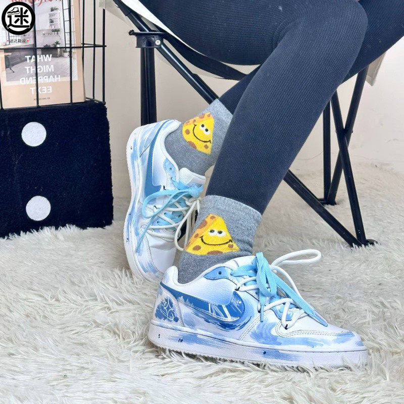 球鞋定制 Nike/耐克 EBERNON 蓝星绘梦浅蓝色简约百搭男女子板鞋