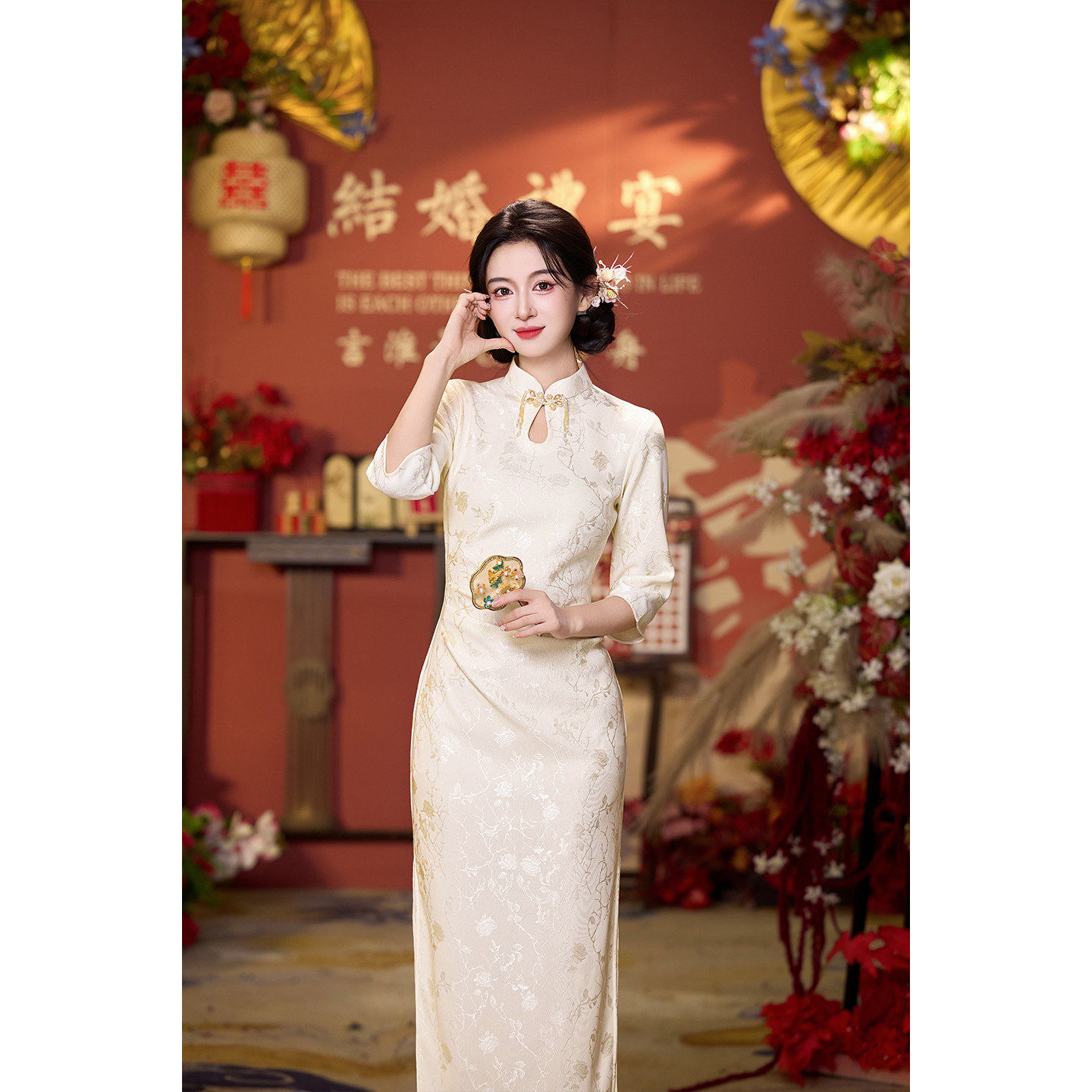 新中式旗袍女订婚敬酒服
