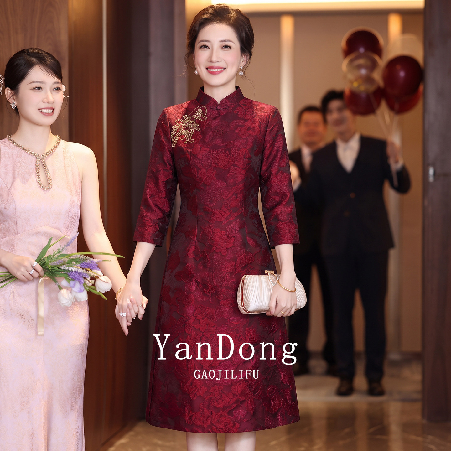 喜婆婆的礼服特色2026新款高级婚宴喜庆妈妈装结婚喜服旗袍连衣裙